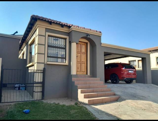 3 BEDROOM HOUSE FOR SALE IN MUNSIEVILLE SOUTH